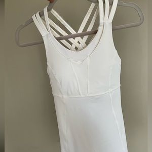 Lululemon workout top